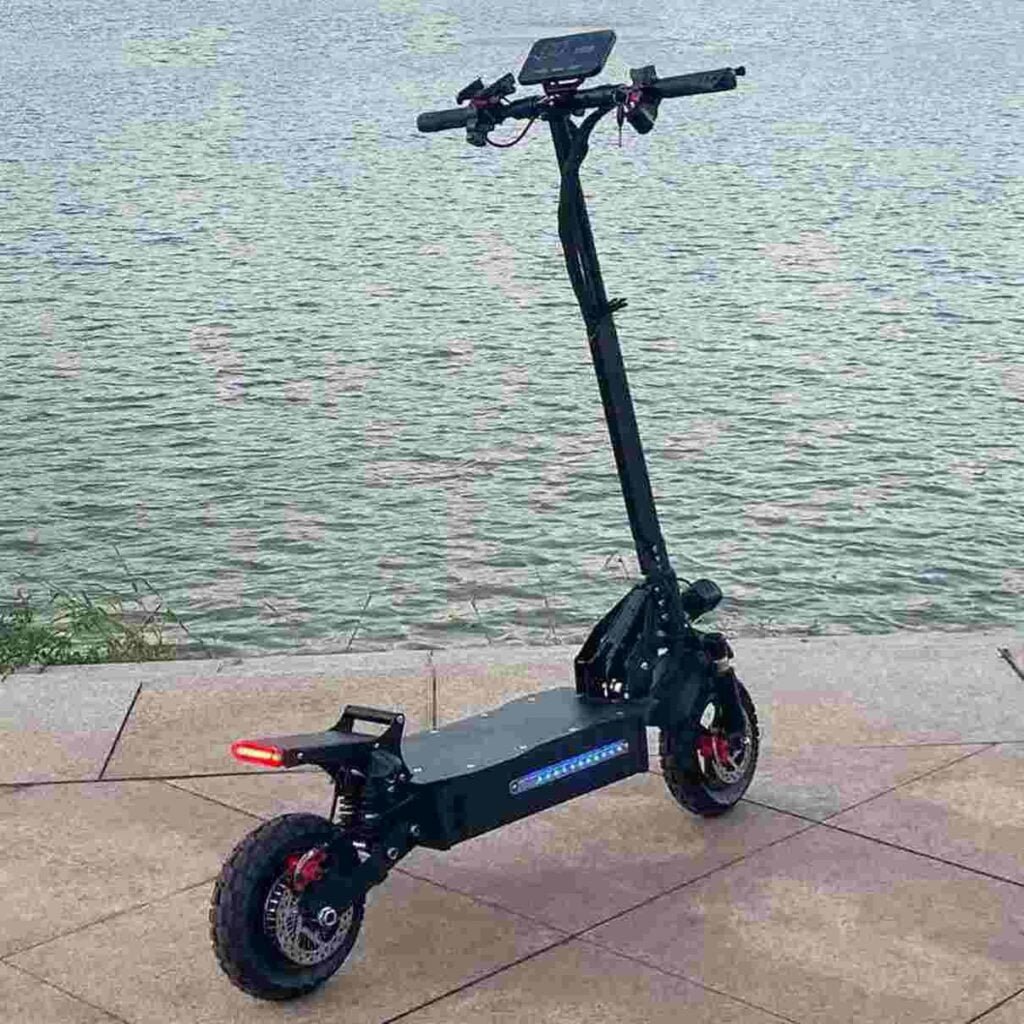 Elektromos összecsukható motoros gyors ingázású felnőtt robogó nagykereskedés